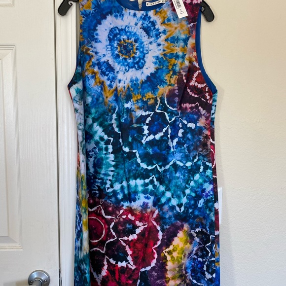 Alice and Olivia tie dye shift dress - Picture 3 of 6
